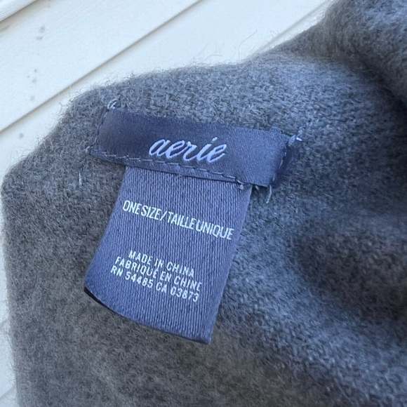 Aerie Gray Blue stripe One size Shawl poncho - Picture 5 of 5